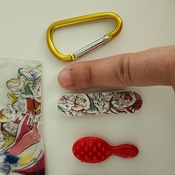 Real littles snow white mini accessories - Picture 9 of 9